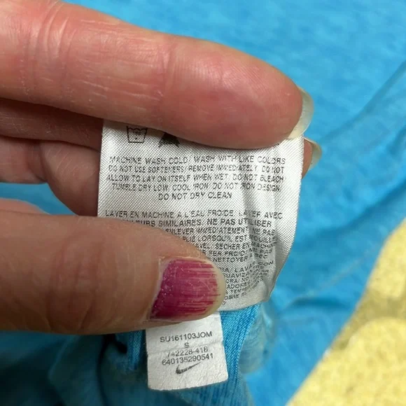 EUC Nike Athletic T-shirt - Picture 7 of 8